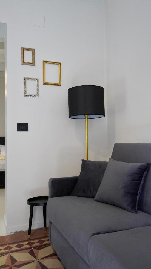 Vicolo San Gaetano -Luxury Rooms- カターニア エクステリア 写真
