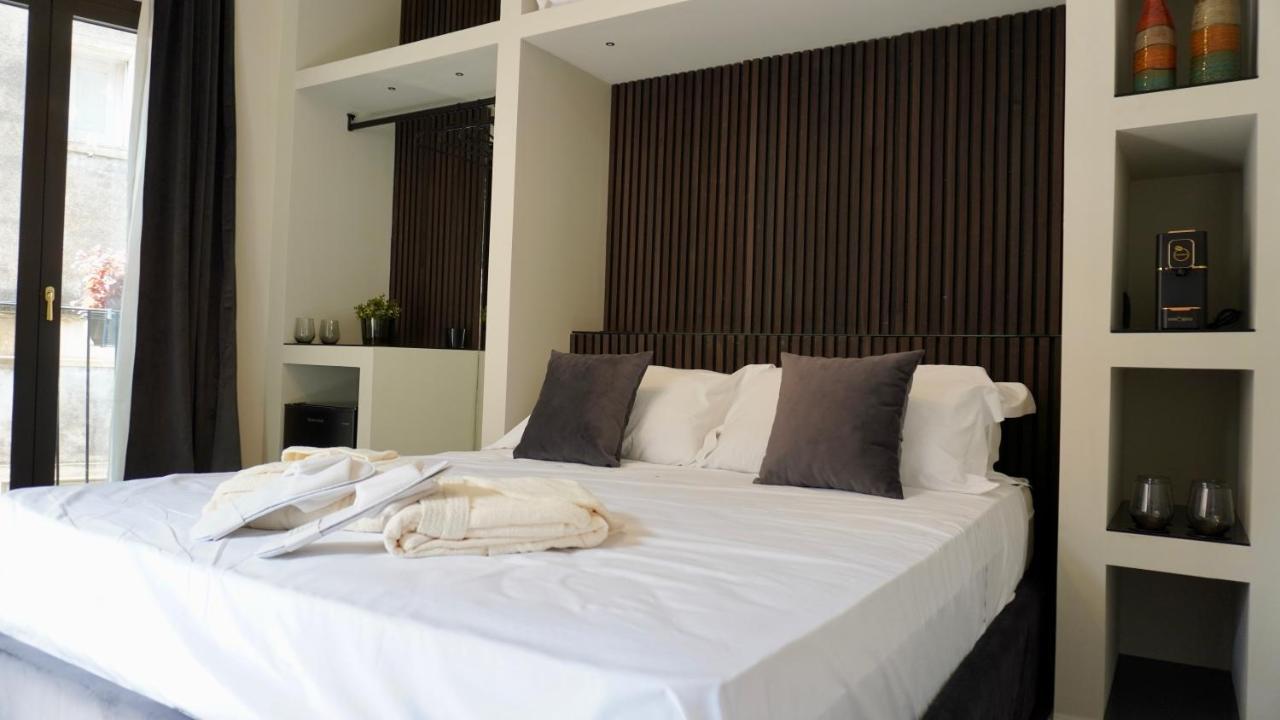 Vicolo San Gaetano -Luxury Rooms- カターニア エクステリア 写真