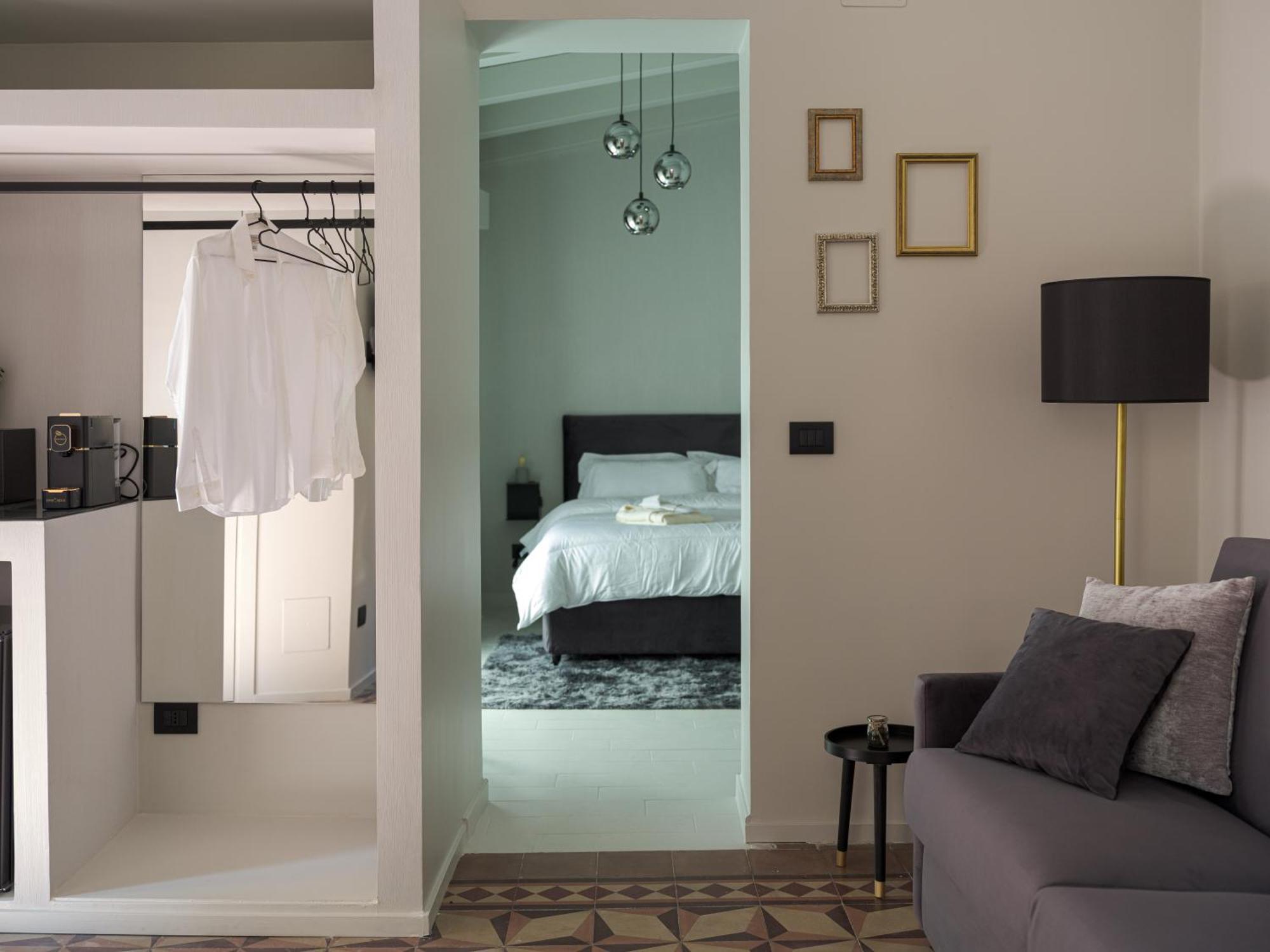 Vicolo San Gaetano -Luxury Rooms- カターニア エクステリア 写真